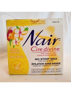 Sealed Box Nair Cire Divine No Strip Wax, Tahitian Gardenia Scent